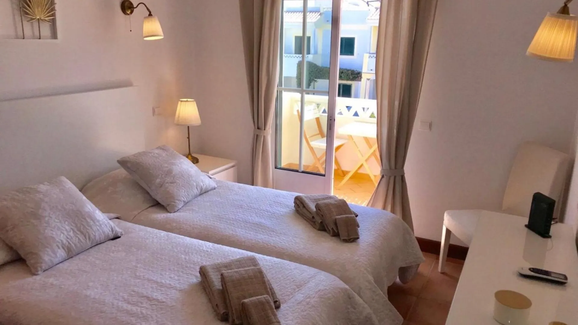 Family-Friendly Villa In Benagil Semesterbostad