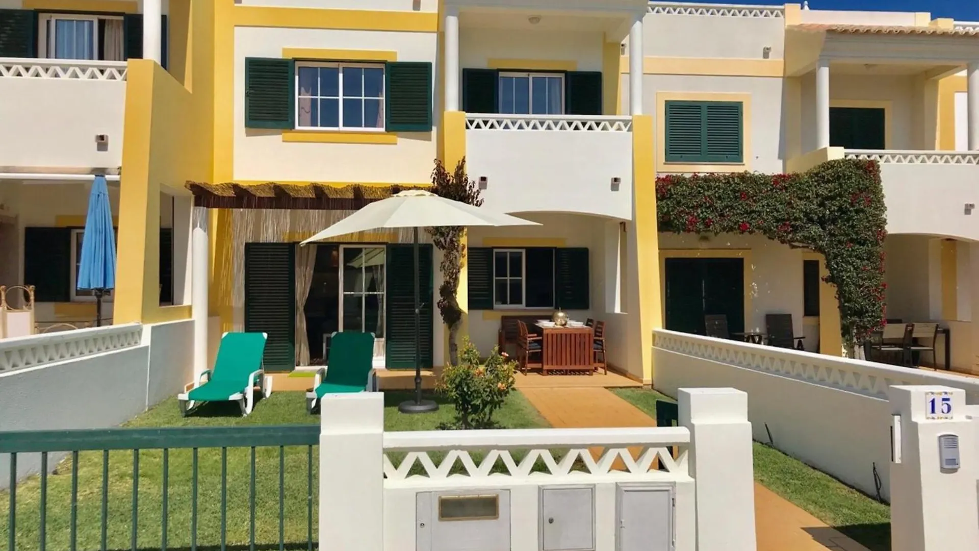 Family-Friendly Villa In Benagil Portugal