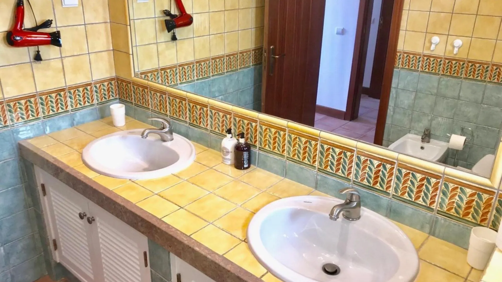 Family-Friendly Villa In Benagil